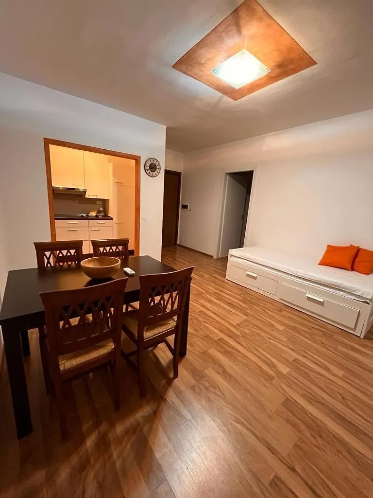 I Due Orologi Apartment Peschiera del Garda 0*,  Italy