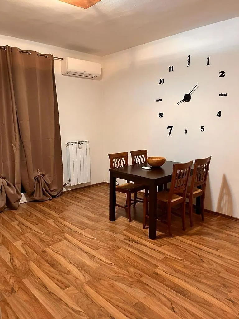 I Due Orologi Apartment Peschiera del Garda